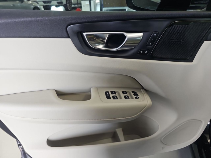 2021 Volvo XC60 INSCRIPTN